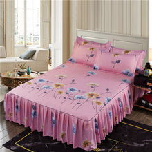 Load image into Gallery viewer, 1pc Thickened Sanding Bedspread Wedding Fitted Sheet Cover Soft Non-Slip King Queen Bed Skirt
